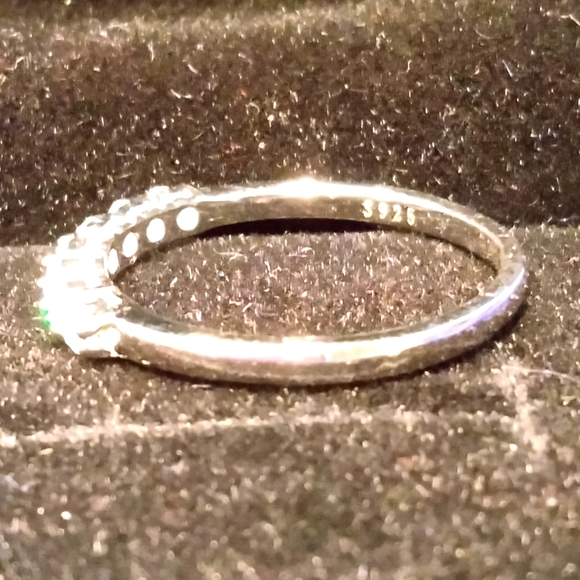 Moissanite 2.28kt total weight wedding ring set - Picture 9 of 11